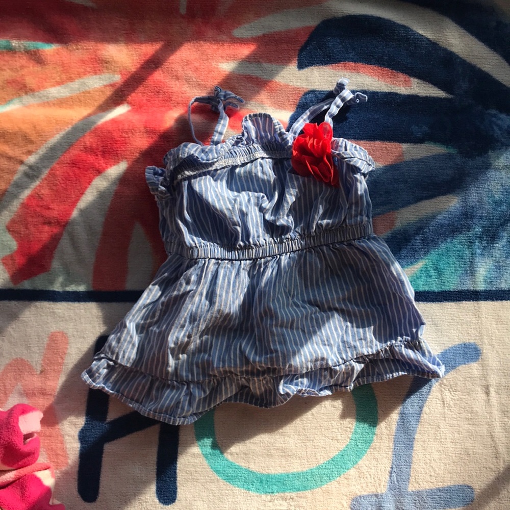 Adorable dress baby girls